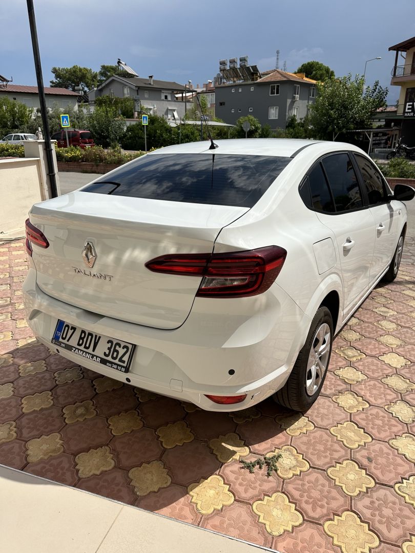 Renault Taliant X-Tronic TCE. Automatic