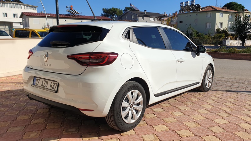 Renault Clio X-Tronic TCE Automatic