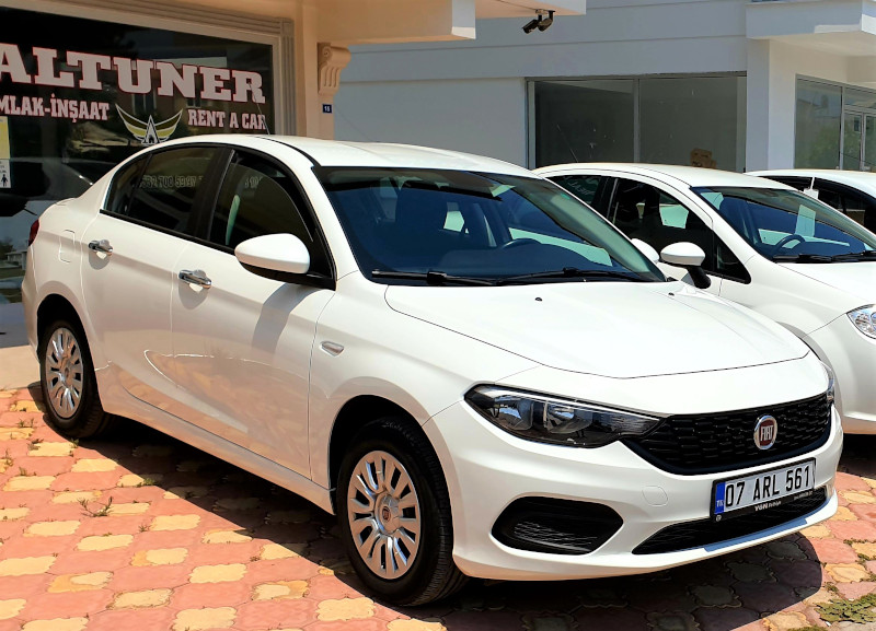 FIAT EGEA 1.4 Manual